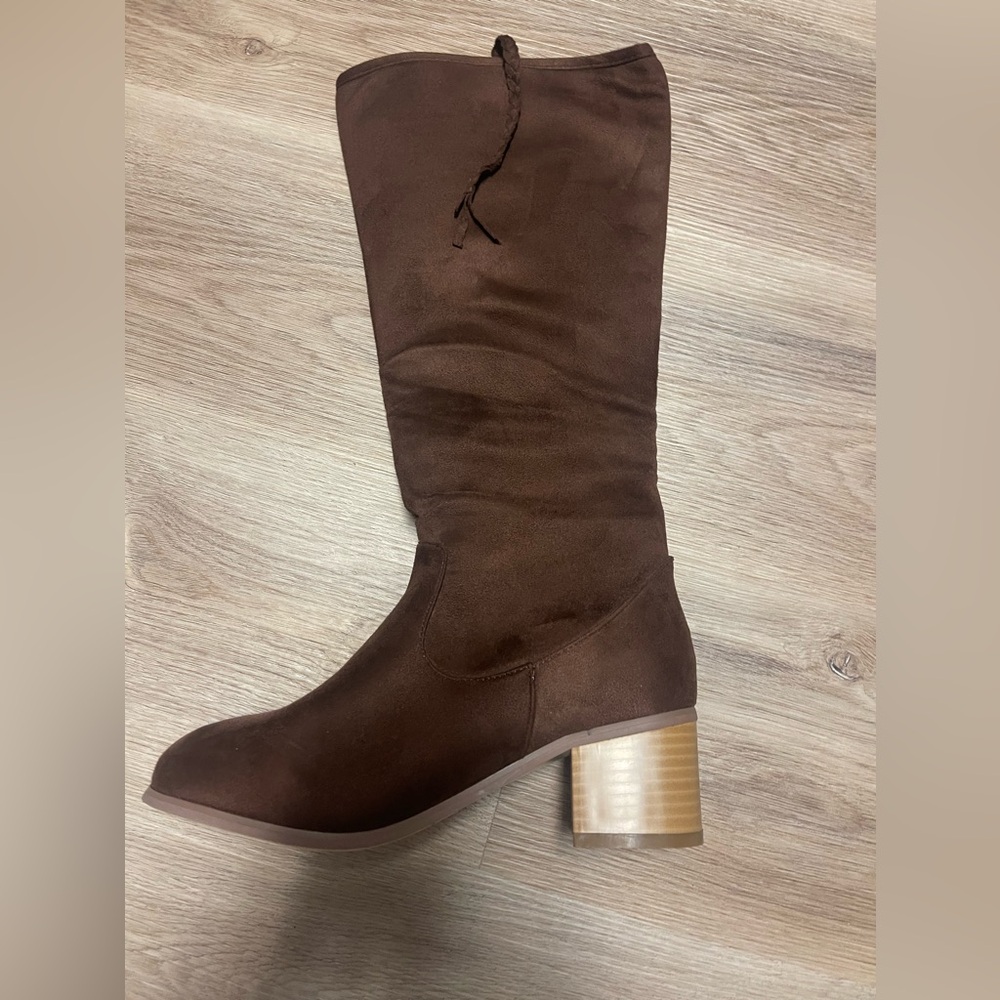 High boots never worn size 7